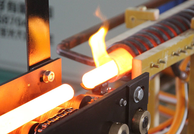 Индукционные нагревательные машины в производстве крепежных деталей